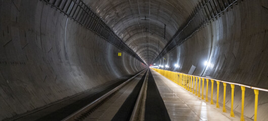 Innstillinger og forsinkelser på Østfoldbanen – trafikken i den nye tunnelen på Follobanen er rammet