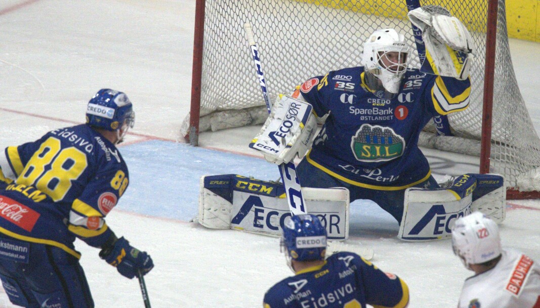 Storhamar-keeper Markus Stensrud hadde en god dag mellom stengene. Storhamar-keeper Markus Stensrud hadde en god dag mellom stengene.