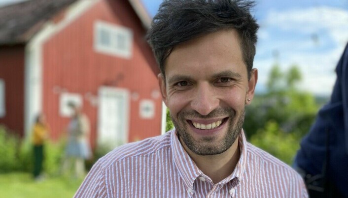 Har du noen gang tenkt over hvorfor så mange mennesker forlater hjemlandet sitt, spør Maxym Kuznyetsov. Har du noen gang tenkt over hvorfor så mange mennesker forlater hjemlandet sitt, spør Maxym Kuznyetsov.
