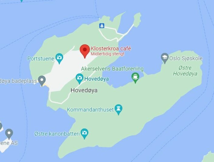 Klosterkroa ligger midt på øya, fem minutter fra der øybåtene anløper. Klosterkroa ligger midt på øya, fem minutter fra der øybåtene anløper.