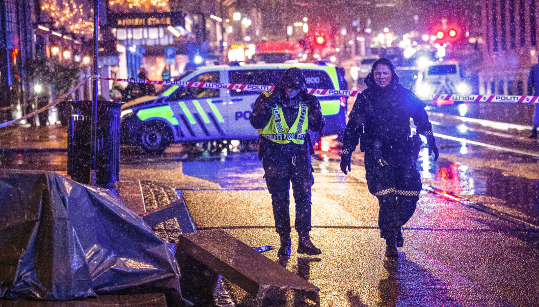 To menn i 30- og 40-årene ble alvorlig skadd som følge av skytingen ved Nationaltheateret natt til 15. januar. To menn i 30- og 40-årene ble alvorlig skadd som følge av skytingen ved Nationaltheateret natt til 15. januar.