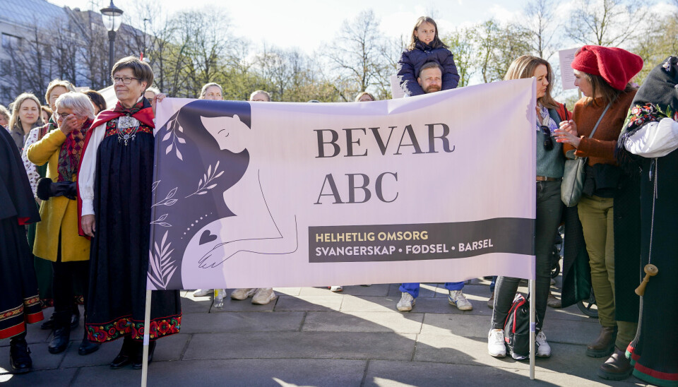 Femihelse og Barselopprøret er blant organisasjonene som arrangerer demonstrasjon på Eidsvolls plass. Demonstrasjonen kommer etter at etter at det ble kjent at ABC-klinikken ved Oslo universitetssykehus skal legges ned.