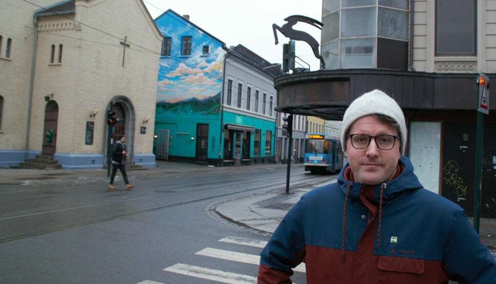 Bydelsutvalgsleder på Grünerløkka, Geir Storli Jensen (MDG), sier det er trist at det enda ikke har skjedd noe med det historiske bygget i Thorvald Meyers gate. Nå krever han at riksantikvaren tar grep.