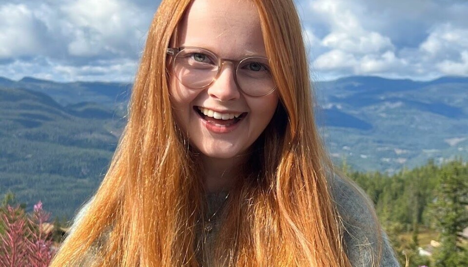 Leder i Elevorganisasjonen i Oslo, Hannah Skare Myklebust, er svært fornøyd med prøving av nye vurderingsformer i skolen.