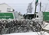 Renovasjonsbiler som sklei inni hverandre på Røa februar 2023.