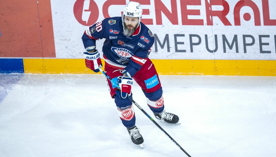 Vålerenga-back Daniel Sørvik legger hockeyskøytene på hylla med umiddelbar virkning.