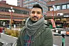 Siavash Mobasheri (Rødt) på Tøyen torg.