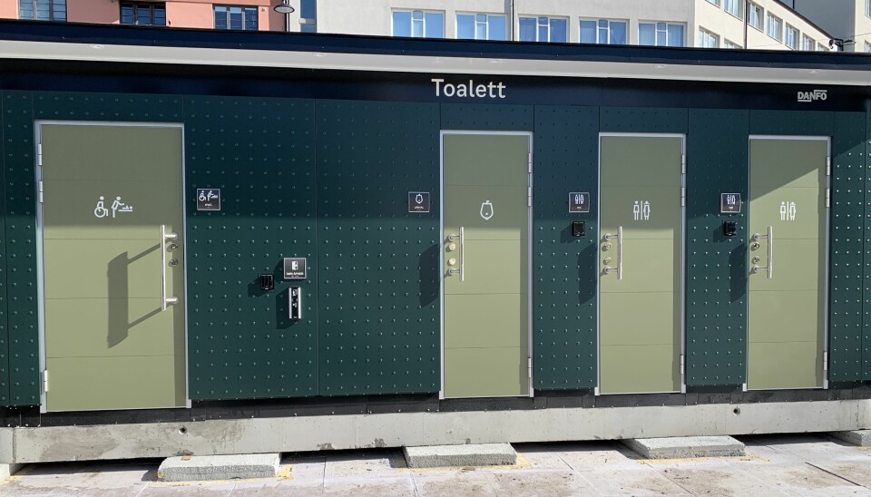 De ferske urinalene i Klosterenga park skal være gratis å bruke, mens de andre toalettene vil koste penger.