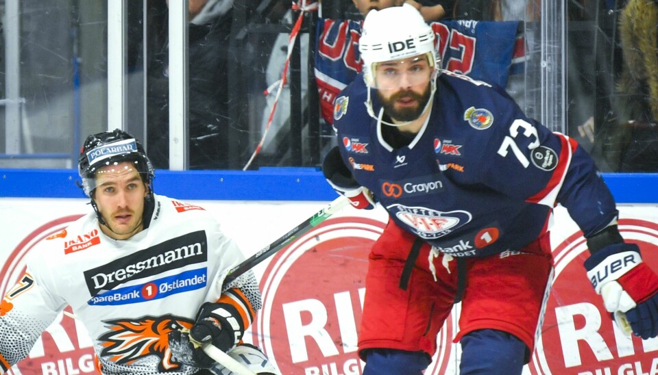 Backen Villiam Strøm er ferdig i Vålerenga hockey.