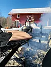 Grill på tunet ved Sørli gård ved Nøklevann / Bøler