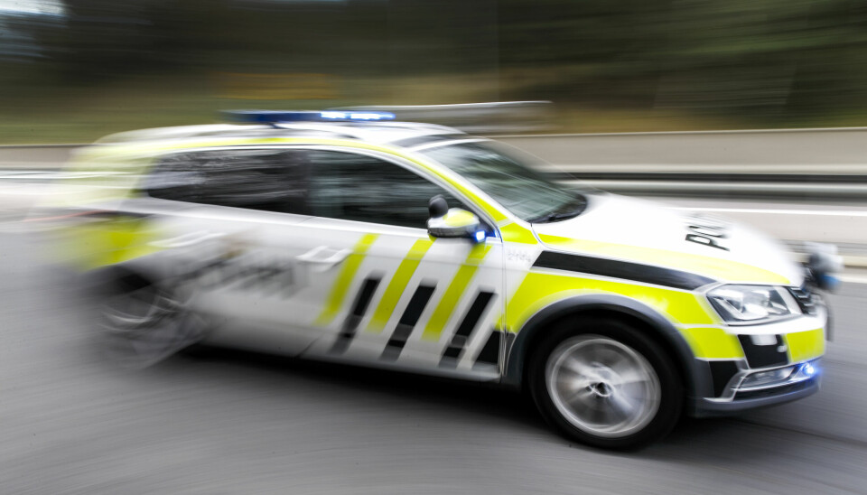 OSLO, Norge 20160927.Politiet i arbeid. Politibilen i fart. NB! Modellklarert til redaksjonell bruk.