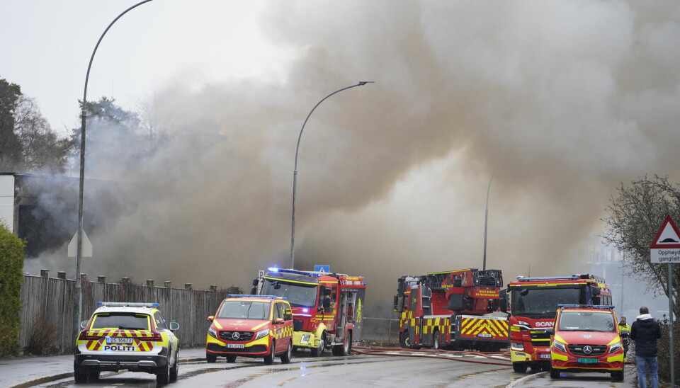Det var kraftig røykutvikling da det mandag brant i gymsalen på Lambertseter videregående skole.