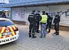 Oslo 20180428.Politiet har rykket ut til Vestli i Groruddalen l¯rdag kveld etter meldinger om skyting og brÂk mellom ungdommer. Det er mye politi tilstede.