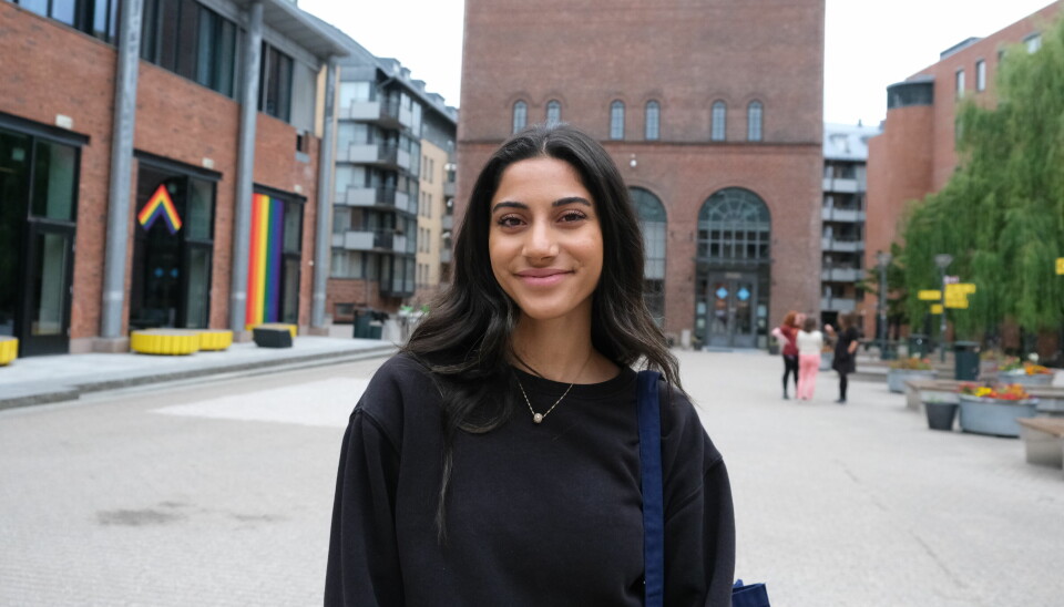 Nika (18) skal begynne på lærerstudie på OsloMet til høsten. Hennes foreldre bor nærme Oslo, så derfor velger hun å bli boende der en stund.