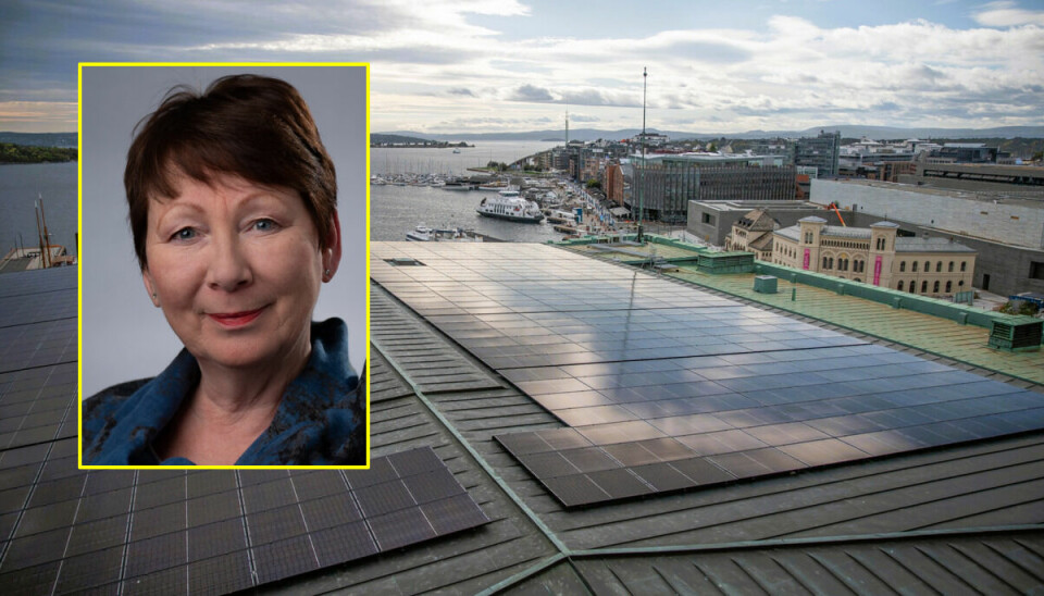 Inger Thorbjørnsen og solceller på rådhustaket