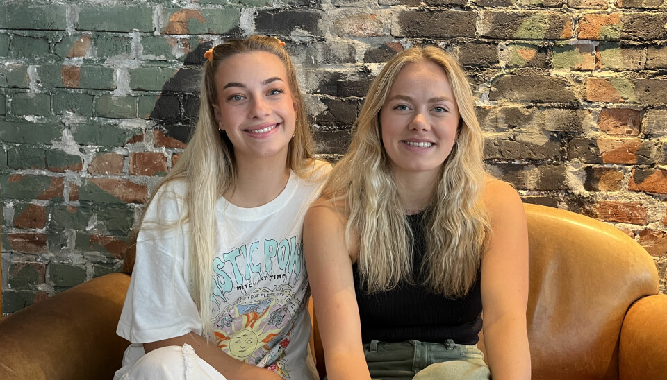 Solveig Blomvik og Lea Alstad er to av jentene bak eventbyrået Sunshine kollektiv, som har blitt kjent for sine jentefester.