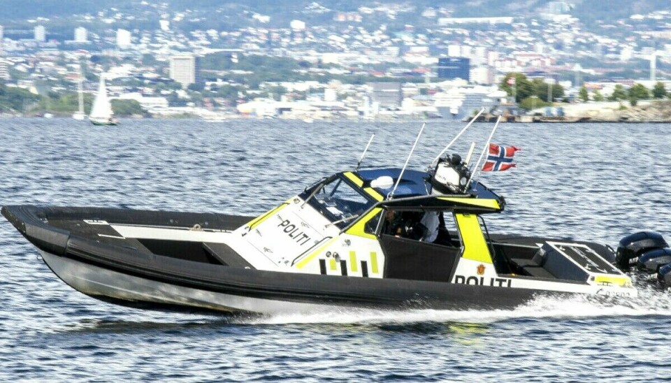 Oslos nye politibåt er både for varm og kald til å kunne brukes.