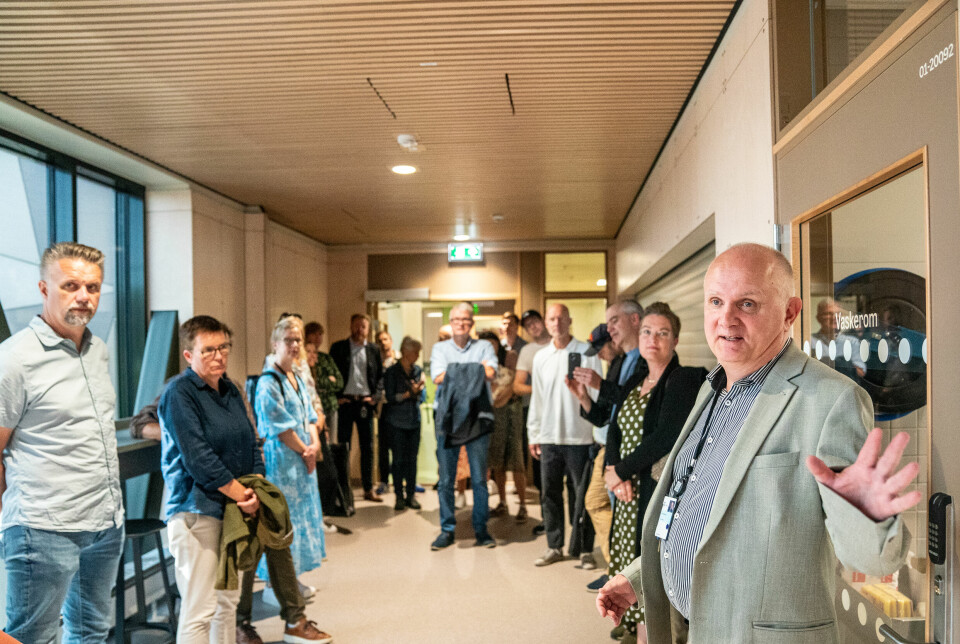 Rektor for kulturstasjonen, Sjur Høgberg, kunne stolt vise frem alle fasiliteter under åpningen.