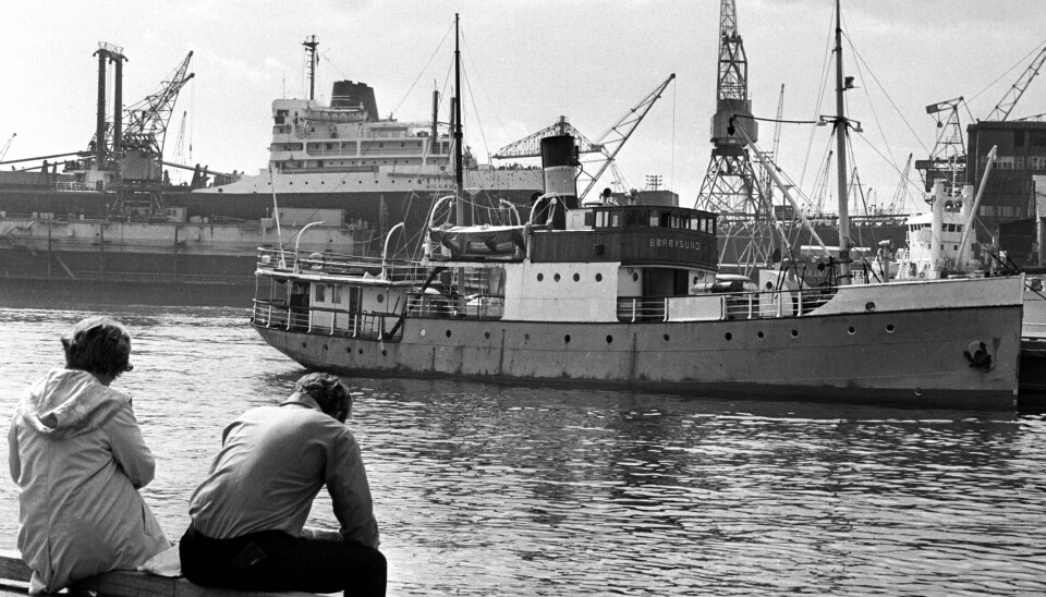 Veteranskipet D/S Børøysund, Norges siste kullfyrte passasjerskip, ankommer Oslo i et historisk bilde fra 1969. Foto: NTB