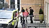 Oslo 20230515. Aksjonister fra Redd Ullevål Sykehus fjernes av politiet etter at de forsøkte å stanse rivearbeidene på fløy E3 på Rikshospitalet mandag morgen. Aksjonen begrunnes med at arbeidet bryter med loven på flere punkter. Foto: Annika Byrde / NTB