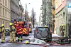 Kraftig brann i første etasje i Urtegata 48. Gammel bygård, brann i 1. etasje med mye røykspredning oppover i etasjene.