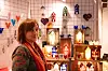 Glasskunstner Marit Berget Brenneng stilte ut med sine glasshus med lys.