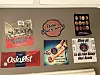 Stickers, doveggen, Øst