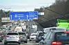 Oslo, Norge 20220408. Påskeutfarten fredag 8. april, fullt av biler på E6 nordover ut fra Oslo.