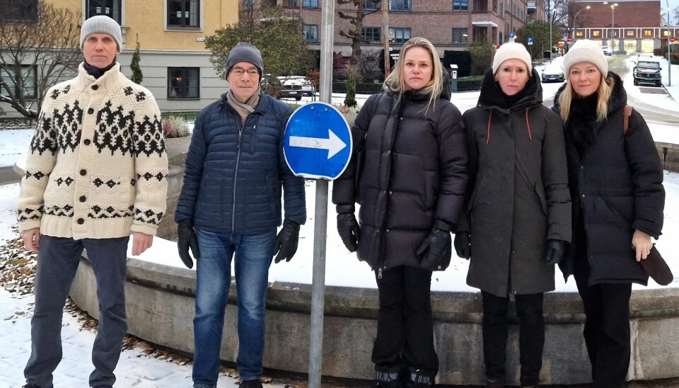 Terje Sprenger, Jan E. Askerøi, Vivi Angell, Silje Utaker og Hanne Bismo Mustad mener trafikkforholdene rundt Arno Bergs plass på Frogner har blitt svært utfordrende.