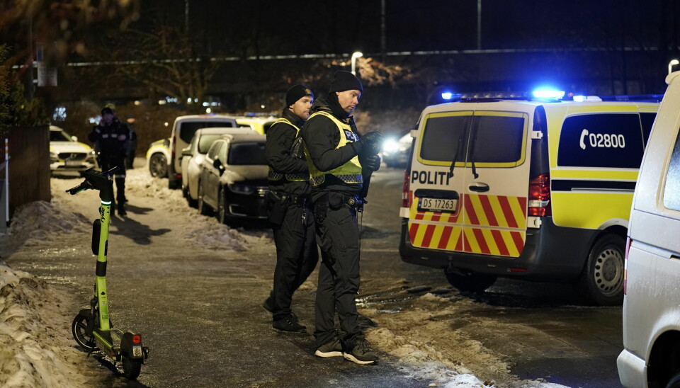 Oslo 20231217. Politiet melder at det ble avfyrt flere skudd i forbindelse med en konfrontasjon mellom to personer på Sinsen i Oslo søndag kveld.Foto: Stian Lysberg Solum / NTB