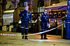 Oslo 20231217. Politiet på stedet der det ble skutt etter en mann på åpen gate ved Arkaden kjøpesenter i Karl Johans gate i Oslo.Foto: Stian Lysberg Solum / NTB