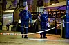 Oslo 20231217. Politiet på stedet der det ble skutt etter en mann på åpen gate ved Arkaden kjøpesenter i Karl Johans gate i Oslo.Foto: Stian Lysberg Solum / NTB