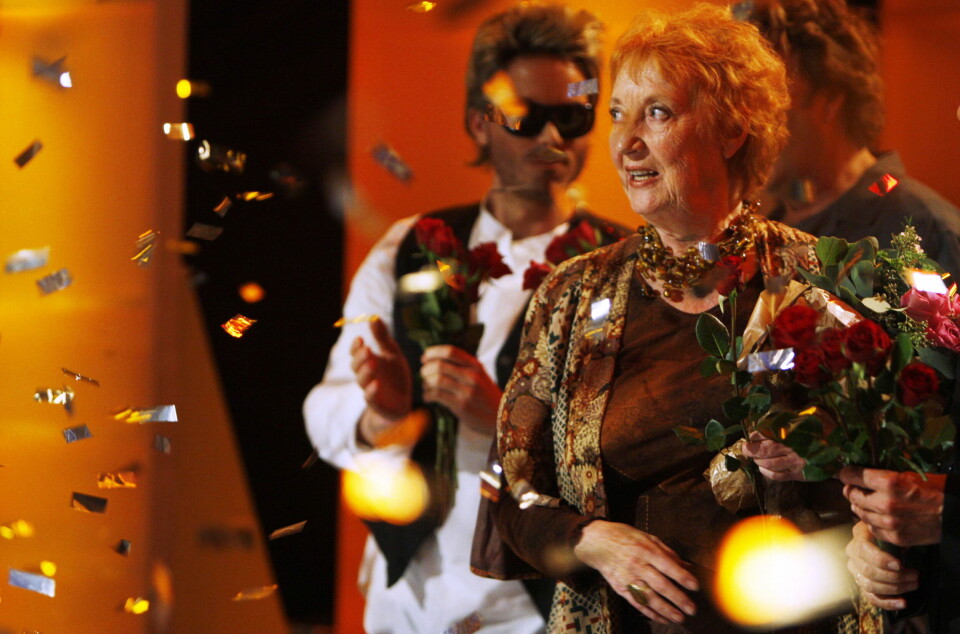 OSLO 20080830:Elsa Lystad mottok hedersprisen under årets komiprisutdeling på Chat Noir i Oslo lørdag kveld.