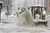Oslo 20240117. Snø brøyting av sentrumsgatene i Oslo.