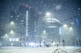 Oslo 20240116. Kraftig snøvær i Oslo tirsdag kveld.
