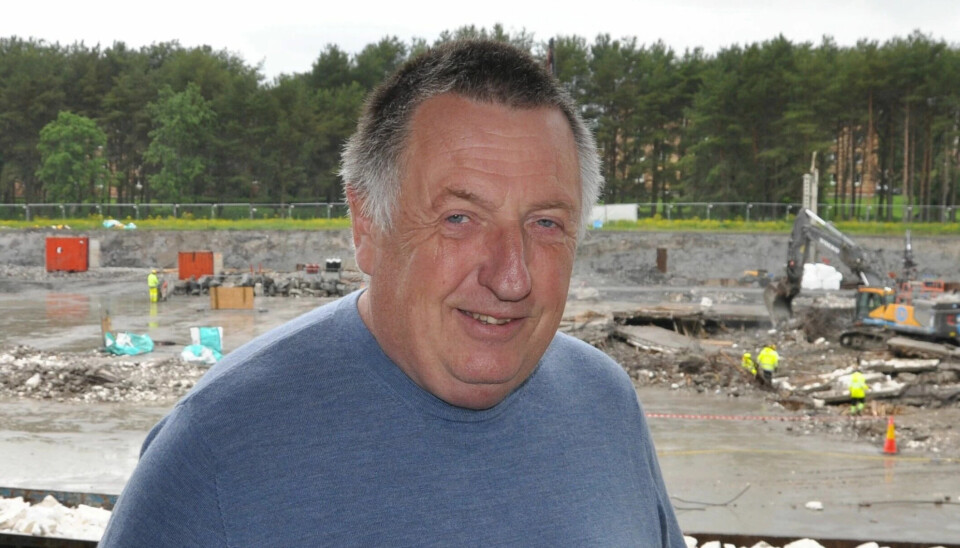 Henning Hagelund, leder i Interesseorganisasjonen for Valle Hovin og talsperson for ASK, foran den fremtidige kunstisbanen i fjor.