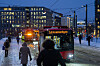 Oslo 20240102. Buss mot Kværnerbyen kjører forbi Middelalderparken.