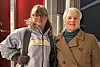 Elisabeth Bjaanes (til h.) tror at den beste løsningen for datteren Ane, ville vært en fast sjåfør. Foto: Privat