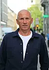 nærbilde av person