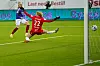 Oslo 20240318. Vålerengas Karina Sævik scorer på Stabæks keeper Sunniva Skoglund i Toppseriekampen i fotball mellom Vålerenga og Stabæk på Intility Arena i Oslo.Foto: Lise Åserud / NTB