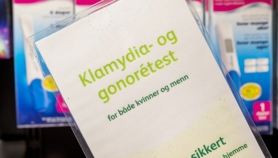 Oslo 20190115.Illustrasjonsbilder, skilt klamydia- og gonoretest og graviditetstester på apotek.Foto: Gorm Kallestad / NTB