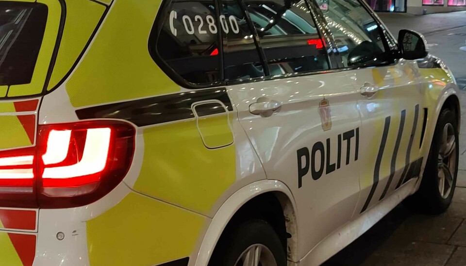 Politibil på Karl Johan Foto: Arnsten Linstad