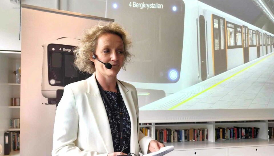Sporveiens administrerende direktør Birte Sjule presenterte de nye T-banevognene fra CAF. Foto: Arnsten Linstad