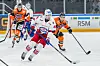 Asker 20231228. Vålerengas Magnus Brekke Henriksen under eliteseriekampen i ishockey mellom Frisk Asker og Vålerenga i Varner Arena.Foto: Fredrik Varfjell / NTB