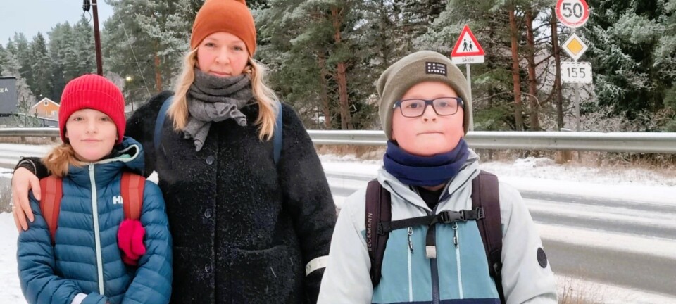 Foreldrene ved Klemetsrud skole fortviler over barnas skolevei: – Burde vært en selvfølge med lavere fartsgrense