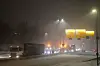 Oslo 20250106. Det har vært et trafikkuhell med en bil og et vogntog på E6 utgående ved Bryn senter i Oslo mandag kveld.