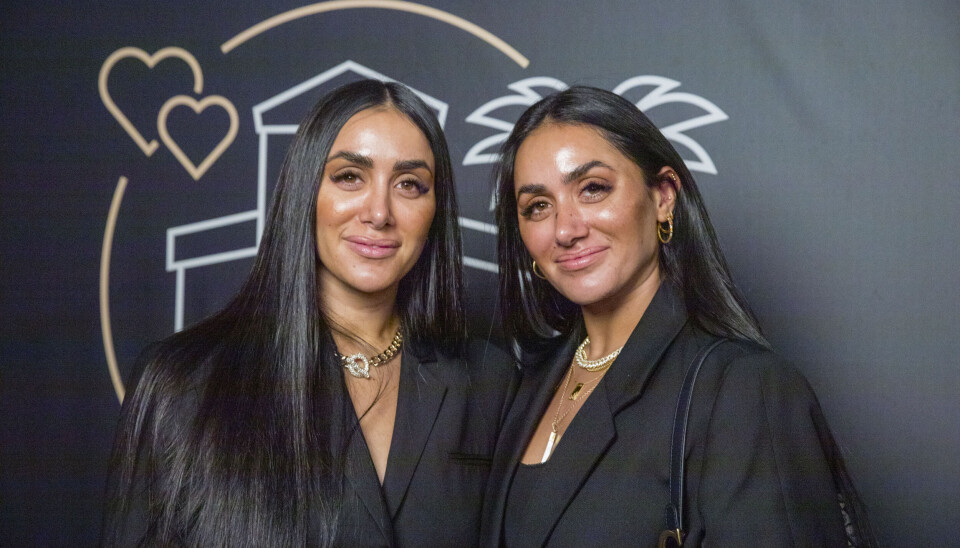 Hamma joyda katta sik Anton va Yana porno