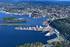 Sydhavna med Sjursøya og Kneppeskjær (utstikkeren med hvitt bygg ytterst). Flyfoto av Harald M. Valderhaug / Oslo Havn