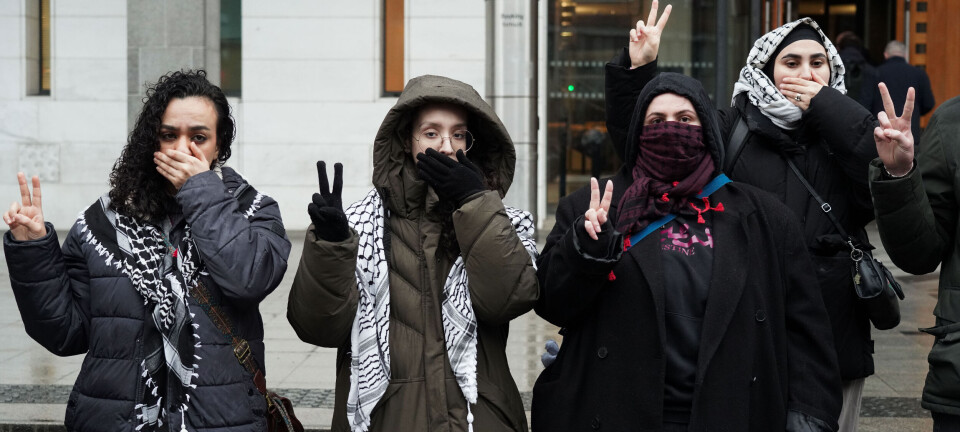 Protester utenfor Oslo tingrett før rettssak