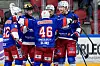Oslo 20250212. Vålerengas spillere jubler etter 7-3 scoring til Villiam Haag under ishockeykampen mellom Vålerenga og Sparta på Jordal amfi.Foto: Terje Bendiksby / NTB